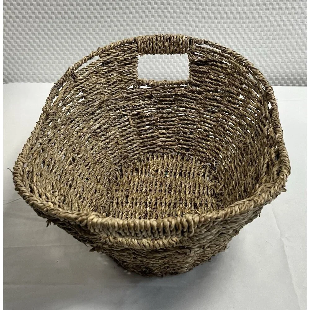 2 Vintage/Boho/Beach/Cottage Woven Seagrass Baskets Lot 🤍